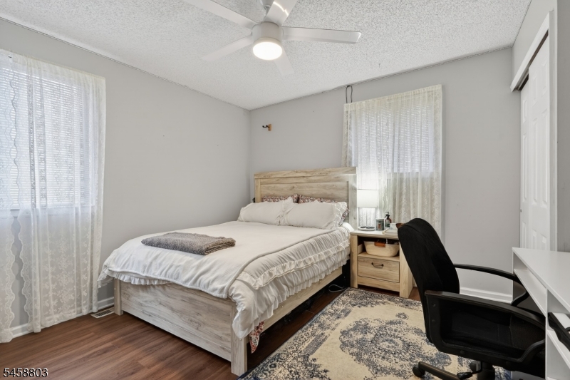 100 Coachman Dr Property Photo 22
