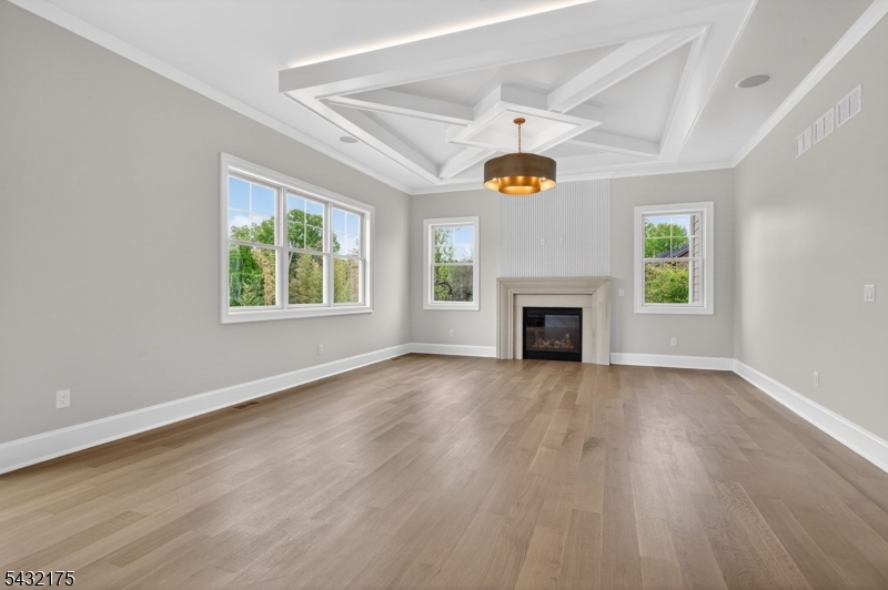 2 Ravinn Lane Property Photo 8