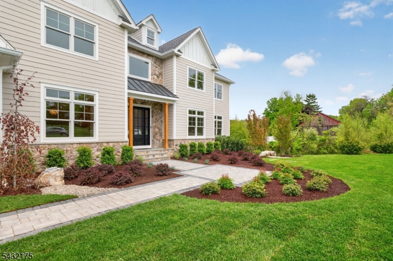 2 Ravinn Lane Property Photo 43