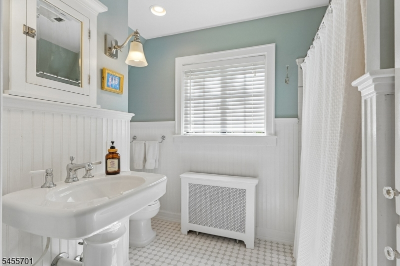 176 Canoe Brook Pkwy Property Photo 25