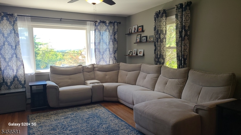 52 Hillside Ave Property Photo 6