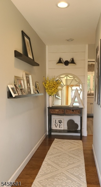 52 Hillside Ave Property Photo 19