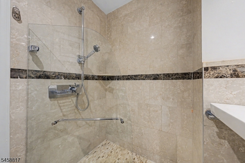 120 E Shawnee Trl Property Photo 24