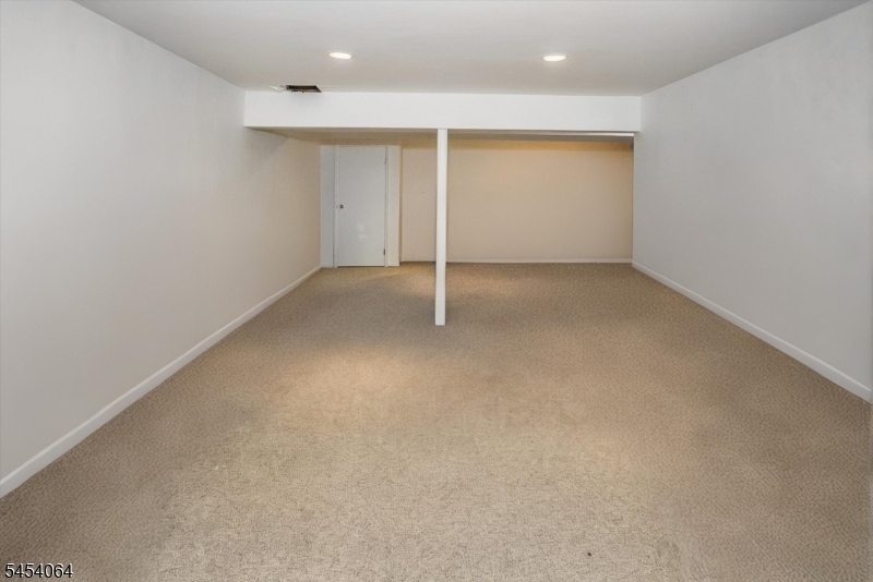 52 Jesse Ct Property Photo 40