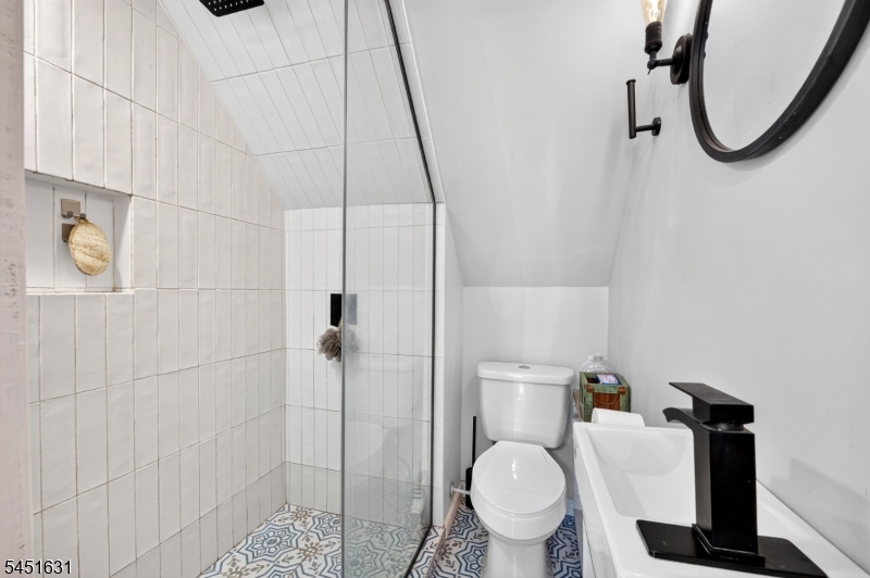 15 Edison Ave Property Photo 32