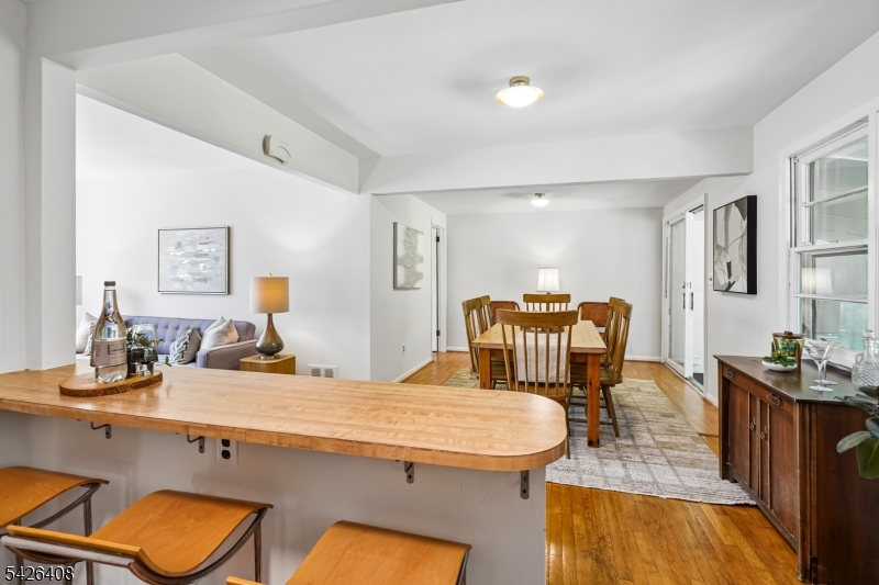 30 James St Property Photo 7