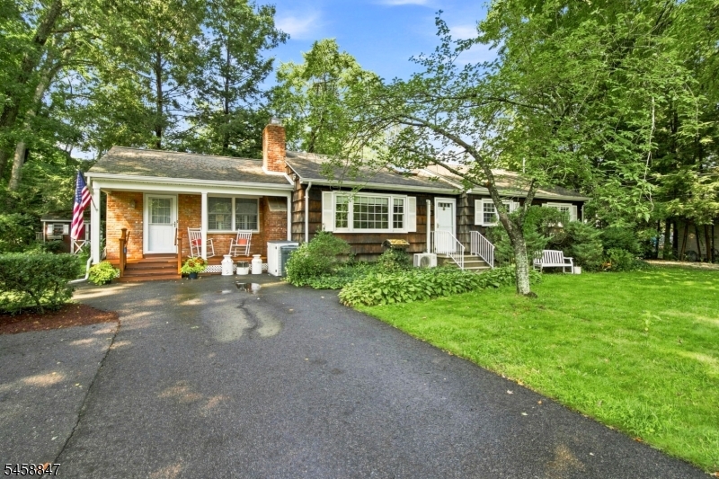 2 Mohican Trl Property Photo 34
