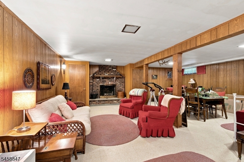 2 Mohican Trl Property Photo 38