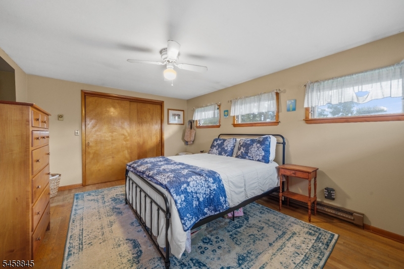 29 Larkspur Ln Property Photo 16
