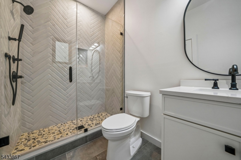 6 Cambridge Dr Property Photo 37