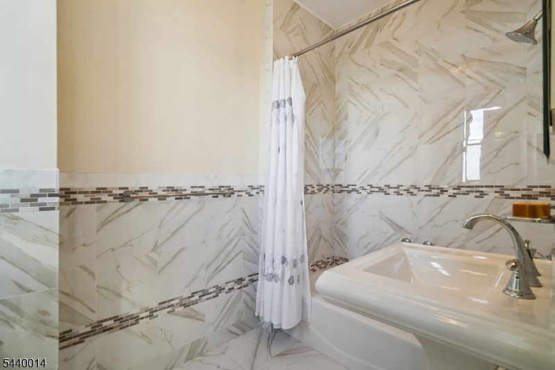 375 Mount Prospect Ave 7de Property Photo 19