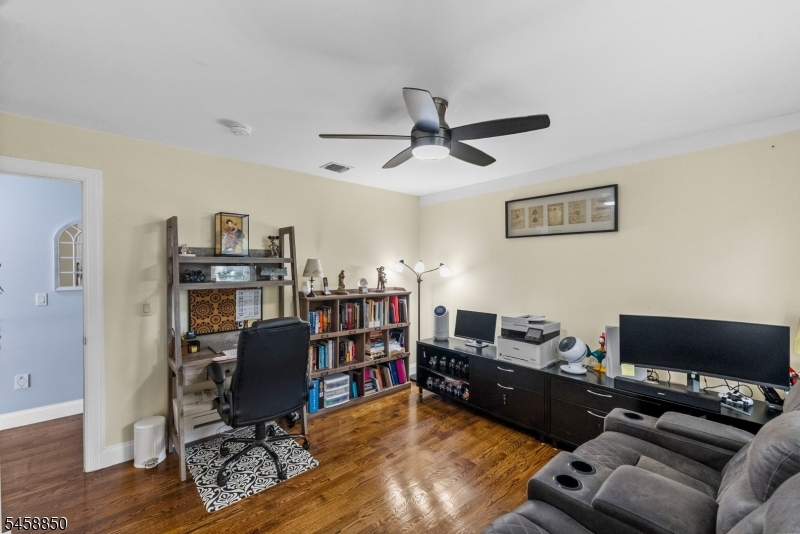 39 Paterson Ave Property Photo 34