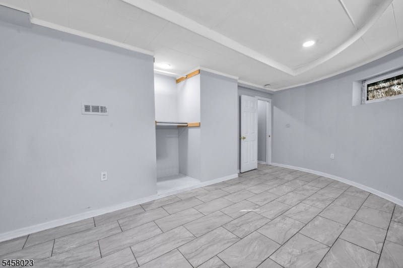 48 Elwood Ave Property Photo 26