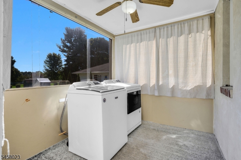48 Elwood Ave Property Photo 27