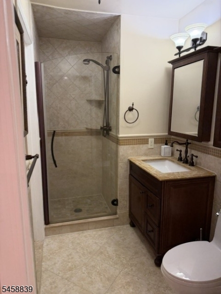 19 Paris Circle 19 Property Photo 14