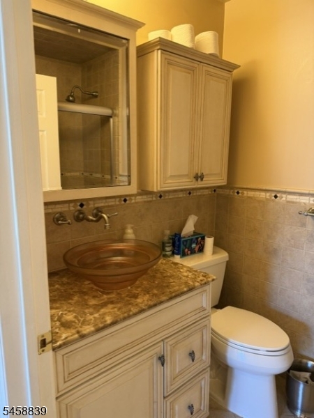 19 Paris Circle 19 Property Photo 21