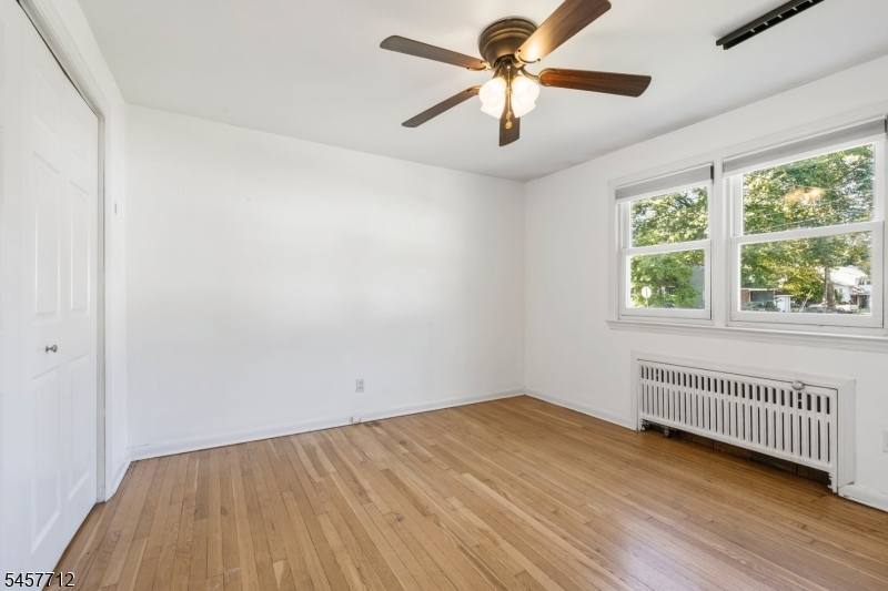 162 Harding Ave Property Photo 15