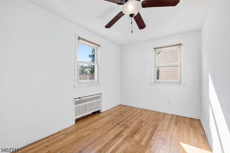162 Harding Ave Property Photo 17