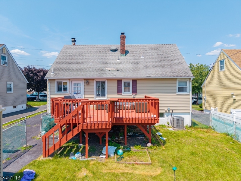 110 Patricia Pl Property Photo 23