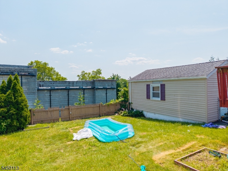 110 Patricia Pl Property Photo 27