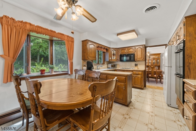 12 Ryder Rd Property Photo 11