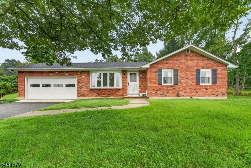 400 Bellis Road Property Photo 1