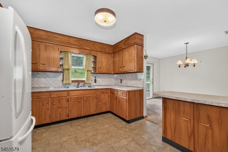 400 Bellis Road Property Photo 9