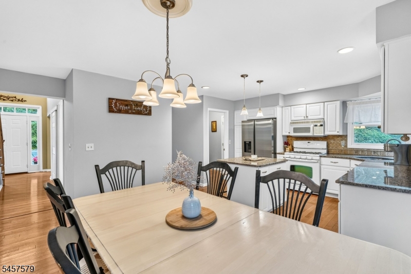 12 Poppy Dr Property Photo 13