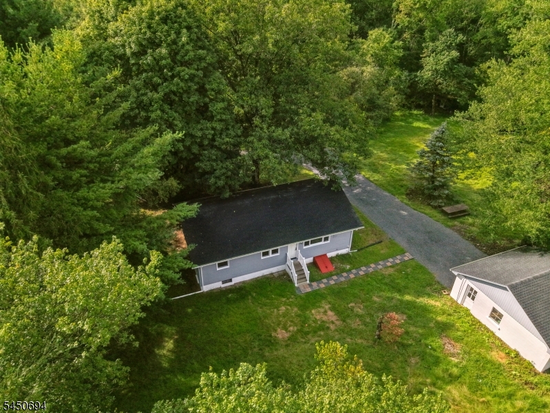 60 Flower Ave Property Photo 29