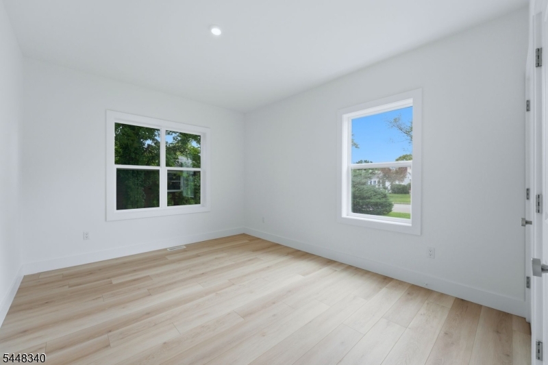 126 Fieldstone Dr Property Photo 10