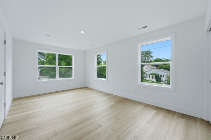 126 Fieldstone Dr Property Photo 37