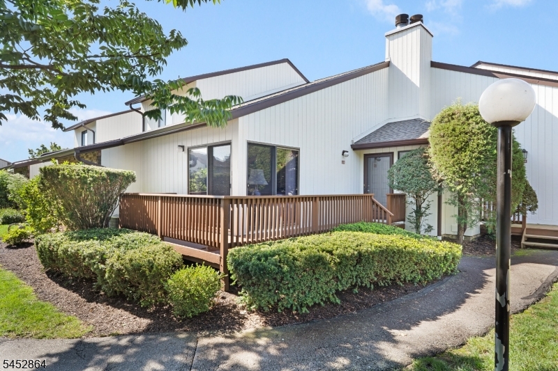 250 Ridgedale Ave 3 Property Photo 1
