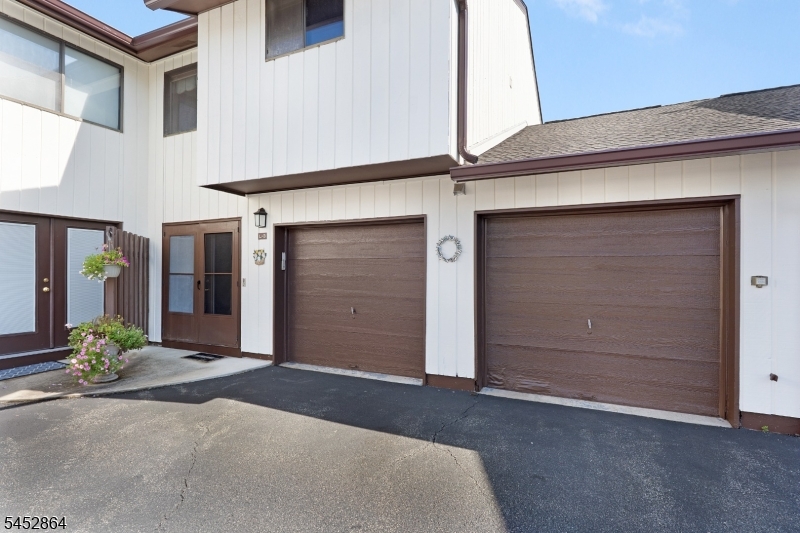 250 Ridgedale Ave 3 Property Photo 40
