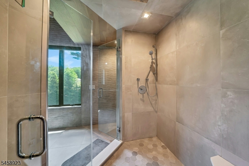 176 Edson Ter Property Photo 38