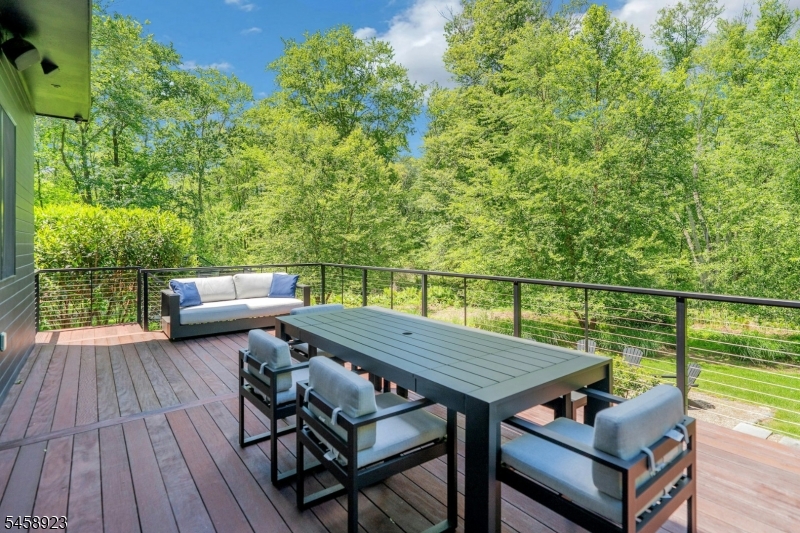 176 Edson Ter Property Photo 45