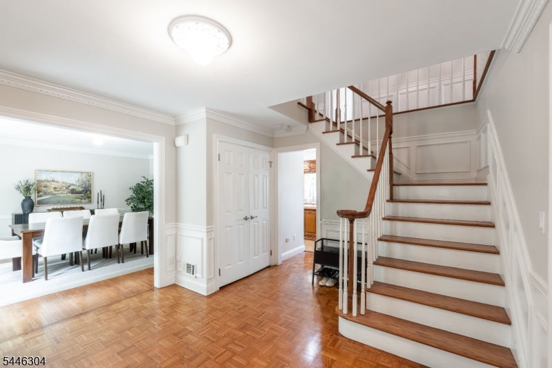 2 Hemlock Ln Property Photo 5