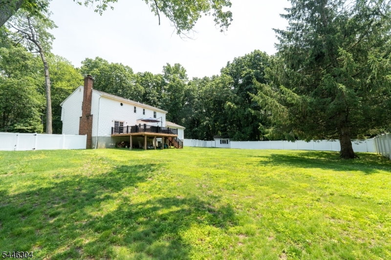 2 Hemlock Ln Property Photo 40