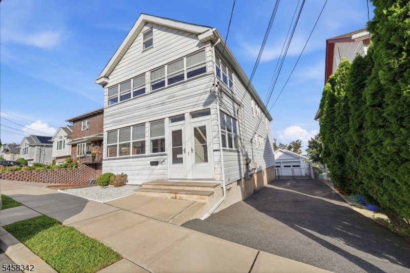 8 Witherspoon St Property Photo 2