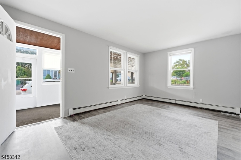 8 Witherspoon St Property Photo 5