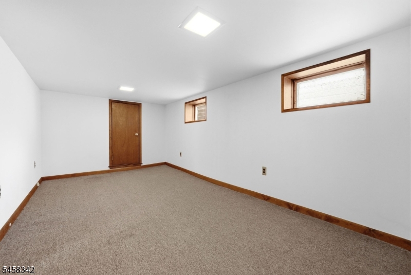 8 Witherspoon St Property Photo 23