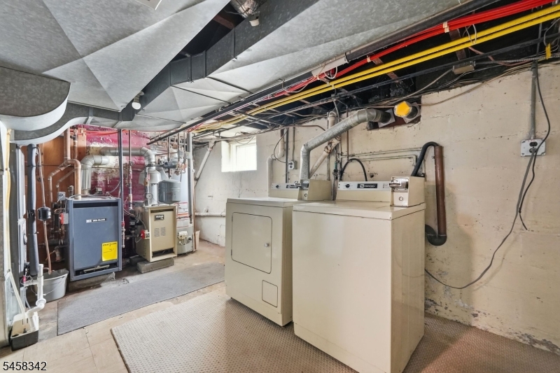 8 Witherspoon St Property Photo 26