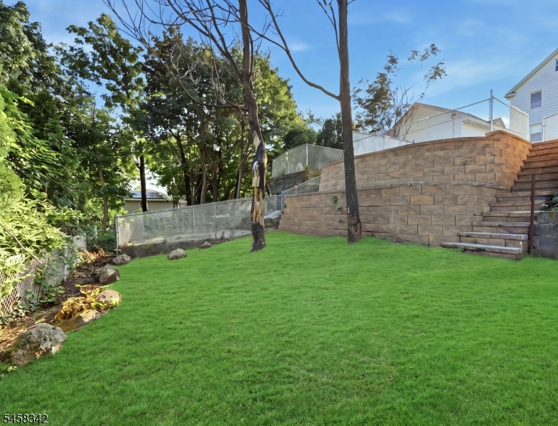 8 Witherspoon St Property Photo 29