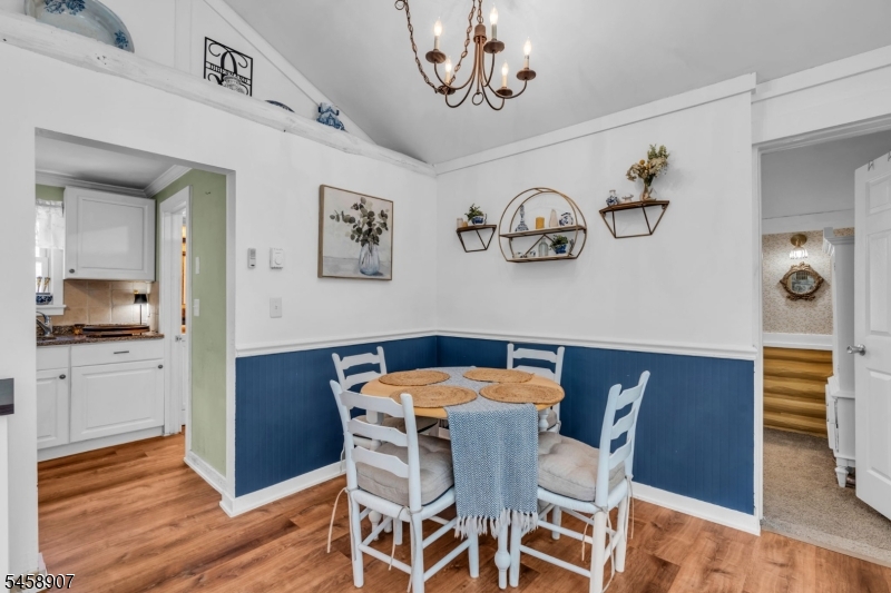 929 Cedar Dr Property Photo 8
