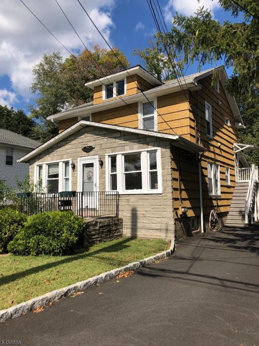 45 Diamond Bridge Ave 2 Property Photo 1