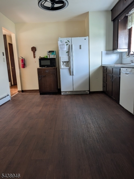 347 Delmore Ave Property Photo 6