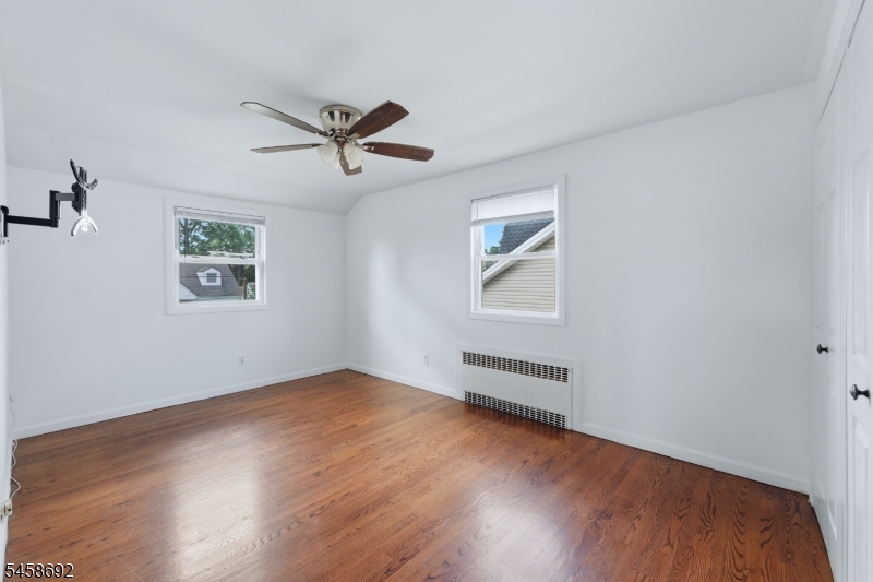 635 Robinson Ter Property Photo 18