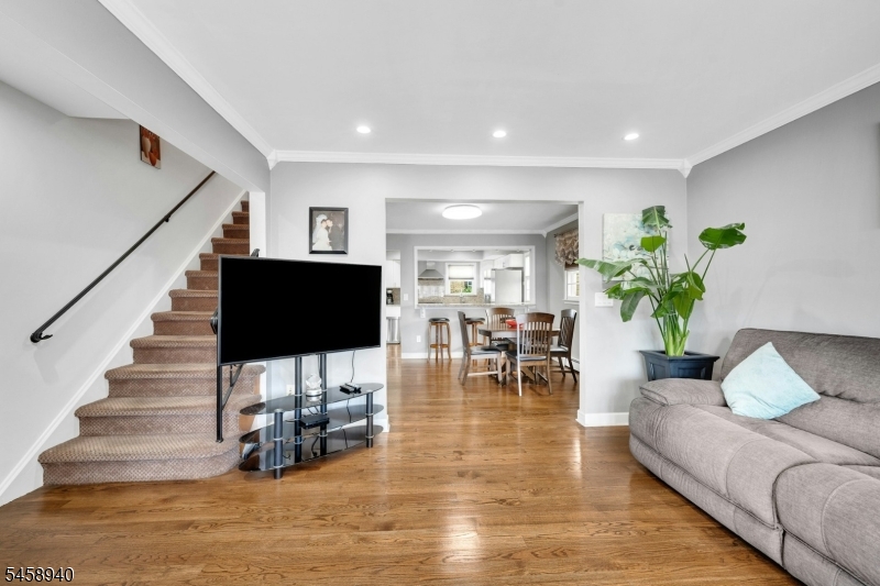 149 Chestnut St Property Photo 6