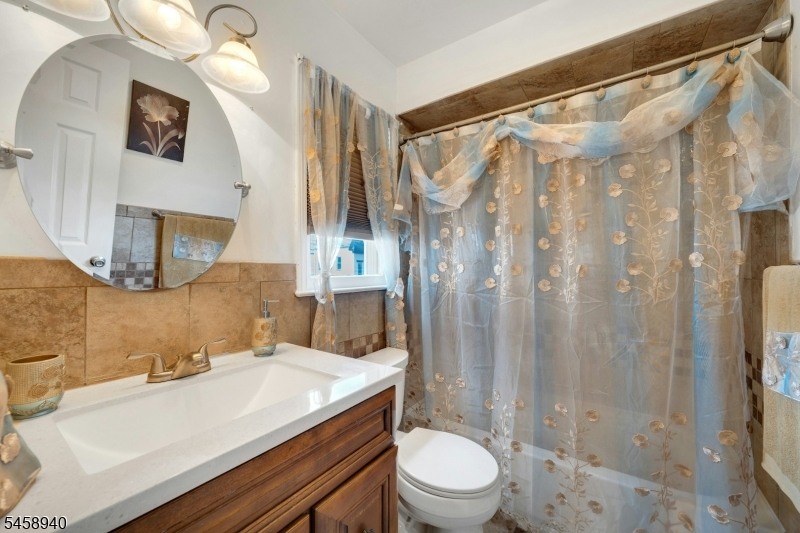 149 Chestnut St Property Photo 25