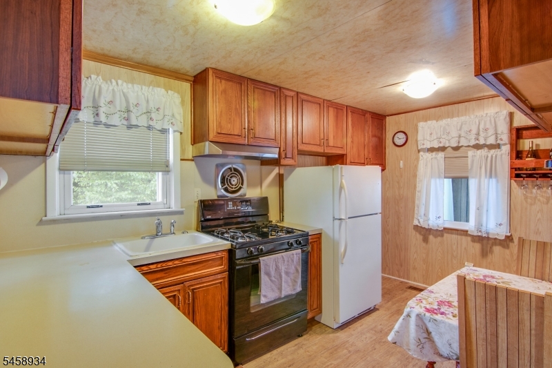 11 Birchwood Rd Property Photo 14