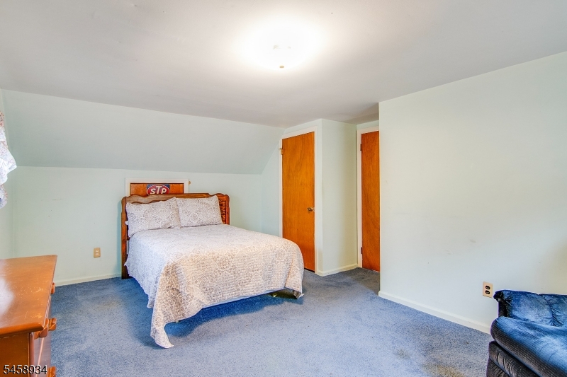11 Birchwood Rd Property Photo 18